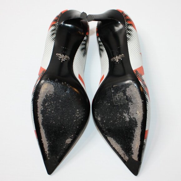 Prada Rare Graffiti Eye Pointy Toe Pumps Shoes in size EU 40 / US 10 - Picture 10 of 12